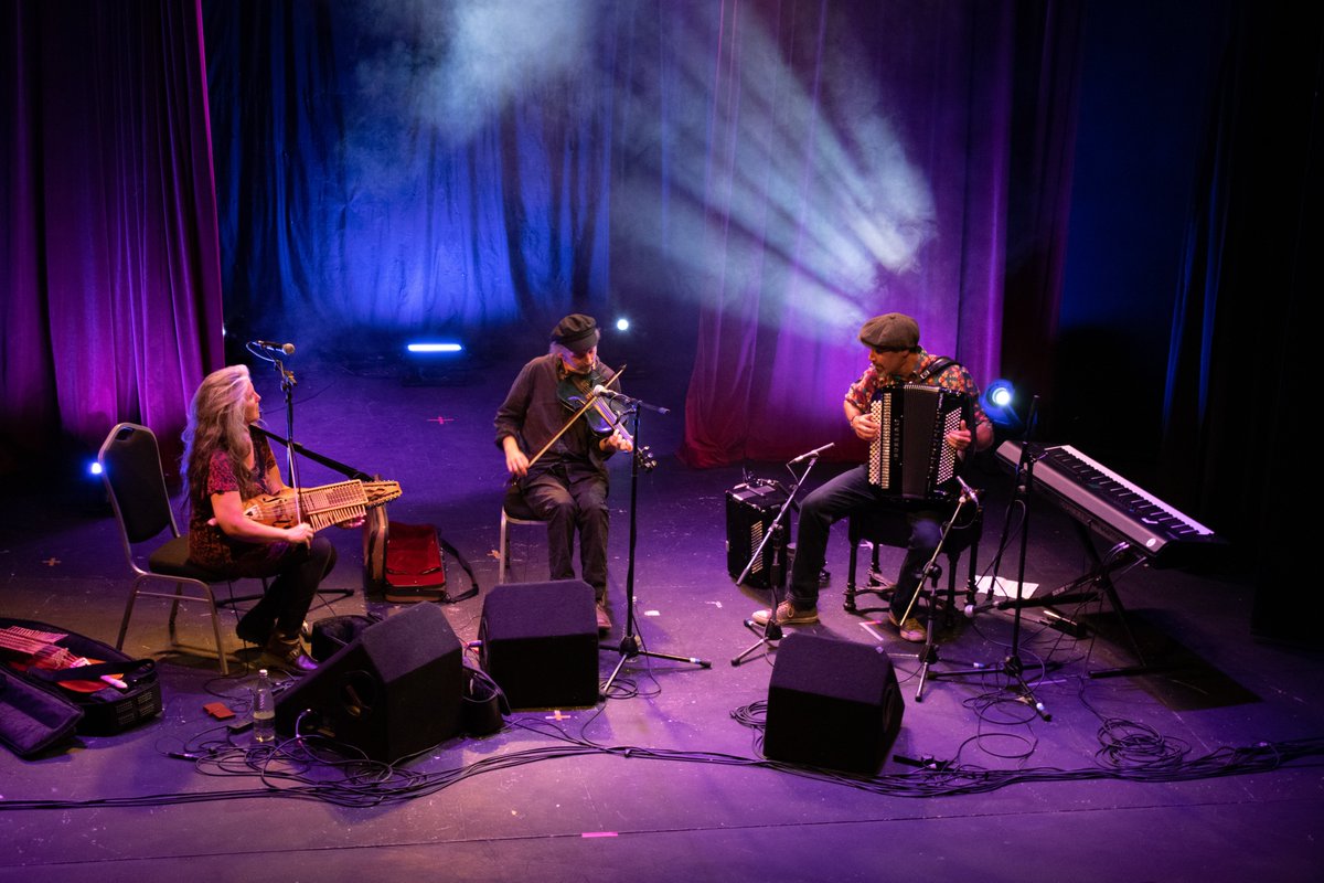 Saturday night's the night! Firelight Trio are ready to bring the house down. See you there! 🎻 🪗 A few tickets remaining, don't miss out! 🎟 seall.co.uk/event/fireligh… 📷 Emma Porteous