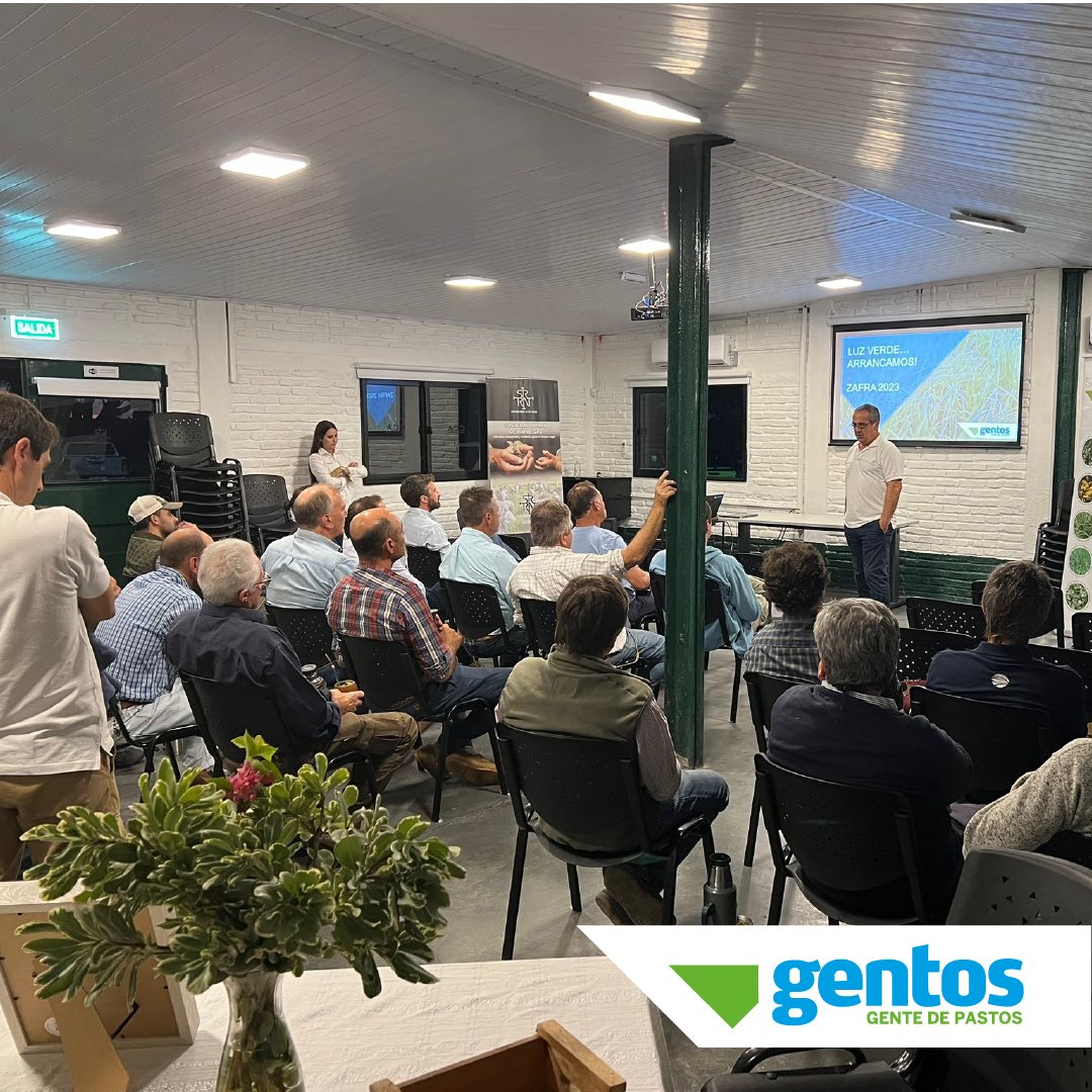 Con la presencia del Ing. Agr. Santiago Fariña de INIA LE, nuestros distribuidores Ucal y GS Agro y un muy buen marco de productores, culminamos ayer en <a href="/cca_uy/">Centro de Capacitación Agropecuaria</a> nuestro ciclo de charlas Luz Verde 2023! 

📍Young

Muchas gracias a todos quienes nos acompañaron en todo este ciclo!