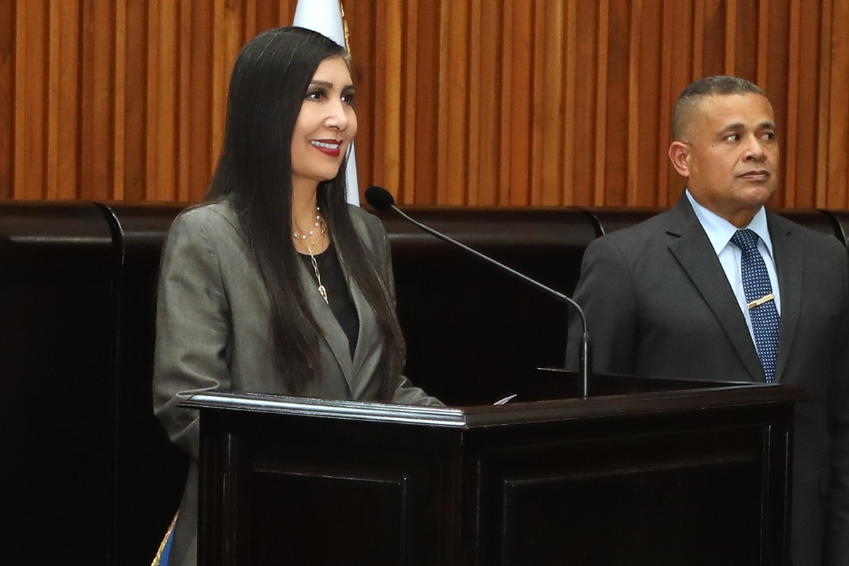 #EnFotos 📸| Así se desarrolló juramentación de la nueva Presidenta del Circuito Judicial Penal del Área Metropolitana de Caracas l.

#NiCorrupciónNiPrivatización