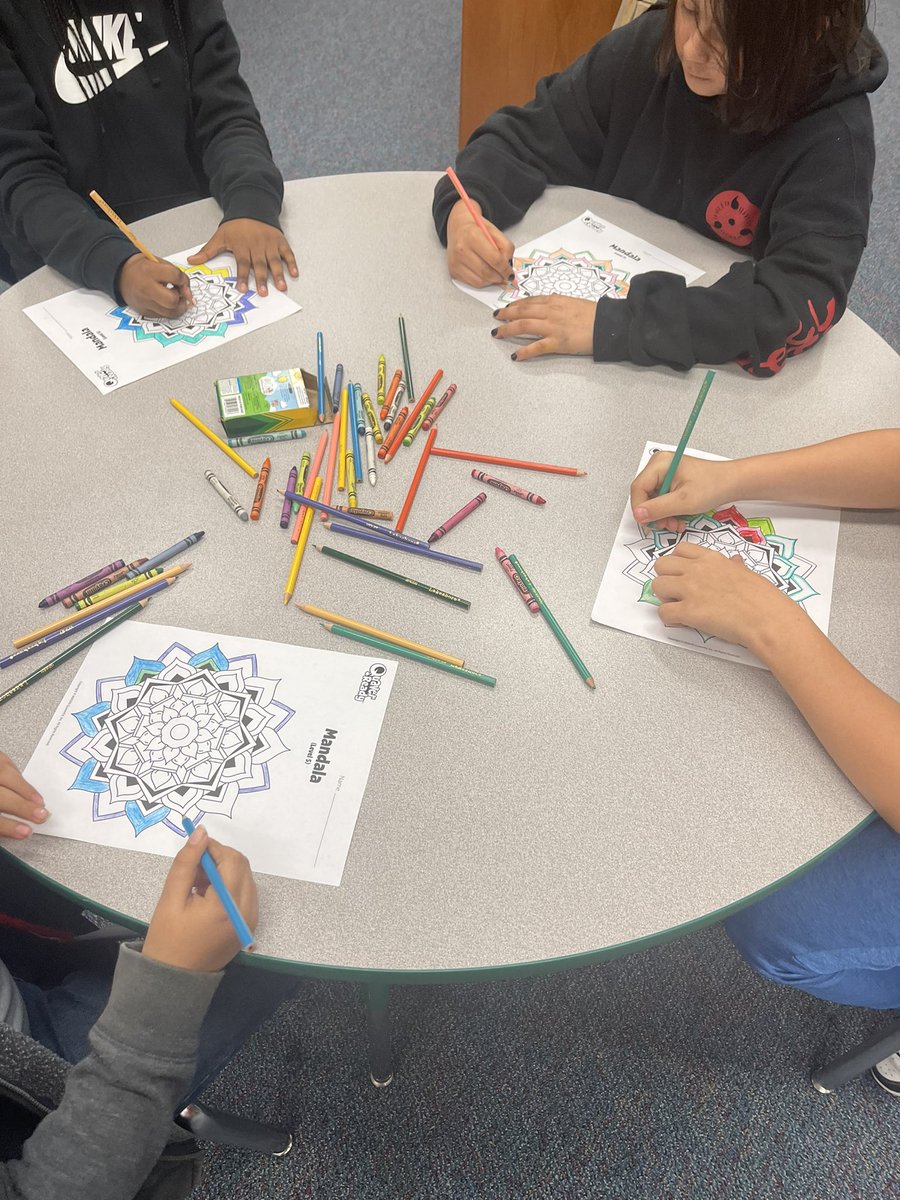 HillElemLMC's tweet photo. @Quaver_Ed mandalas and songs in the library to calm and relax our emotions. #SELWeek, #coloring, #wellbeing @Hill_AISD @whiteconstance1 @ZHoward31 @AldineISD https://t.co/N9LAdC0YU8
