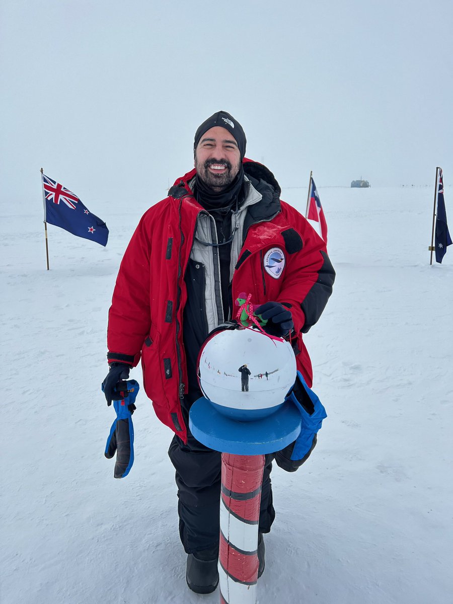GregYoudan's tweet photo. @jaq421 @MirandaCColes @CornishSpliced This is Sybil at the South Pole — doesn’t get more south then this :) https://t.co/GBJFiDP81F