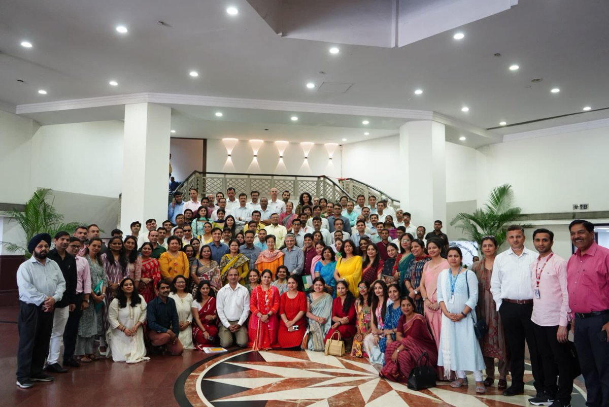 Dir_Education's tweet image. We are proud to congratulate the 334 principals who have been appointed by the UPSC for Delhi government schools. 
This is the largest batch of principal appointments for our schools in the last two decades! 

The education minister congratulated and applauded them.