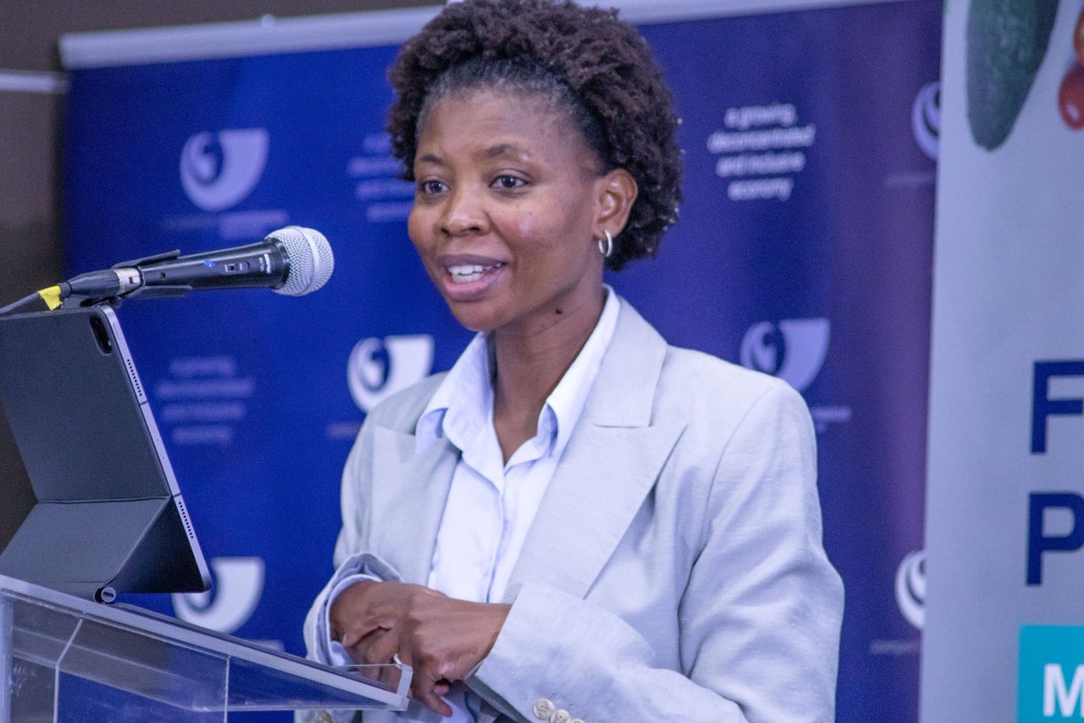 CompComSA's tweet photo. Today Commissioner Doris Tshepe officially launched the Fresh Produce Market Inquiry in Tshwane. The #FPMI will examine whether there are any features across the fresh produce value chain that impede, restrict, or distort competition. #food #freshproduce #marketinquiry https://t.co/XDngpRNnSf
