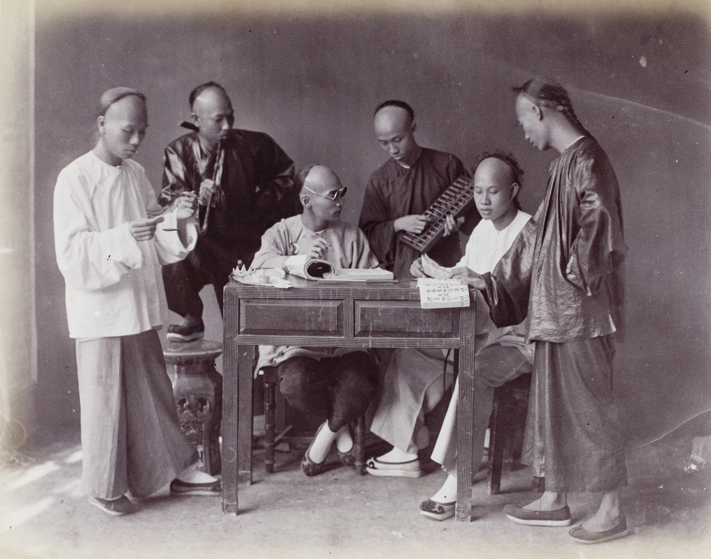 A studio photograph of accountants or businessmen, 1890-1900

Photograph by Lai Fong (1840-1900), probably taken in Hong Kong.

University of Bristol Library Collection
UB01-07

hpcbristol.net/visual/UB01-07

#hongkong #chinesehistory #universityofbristol #historyphotographed #china