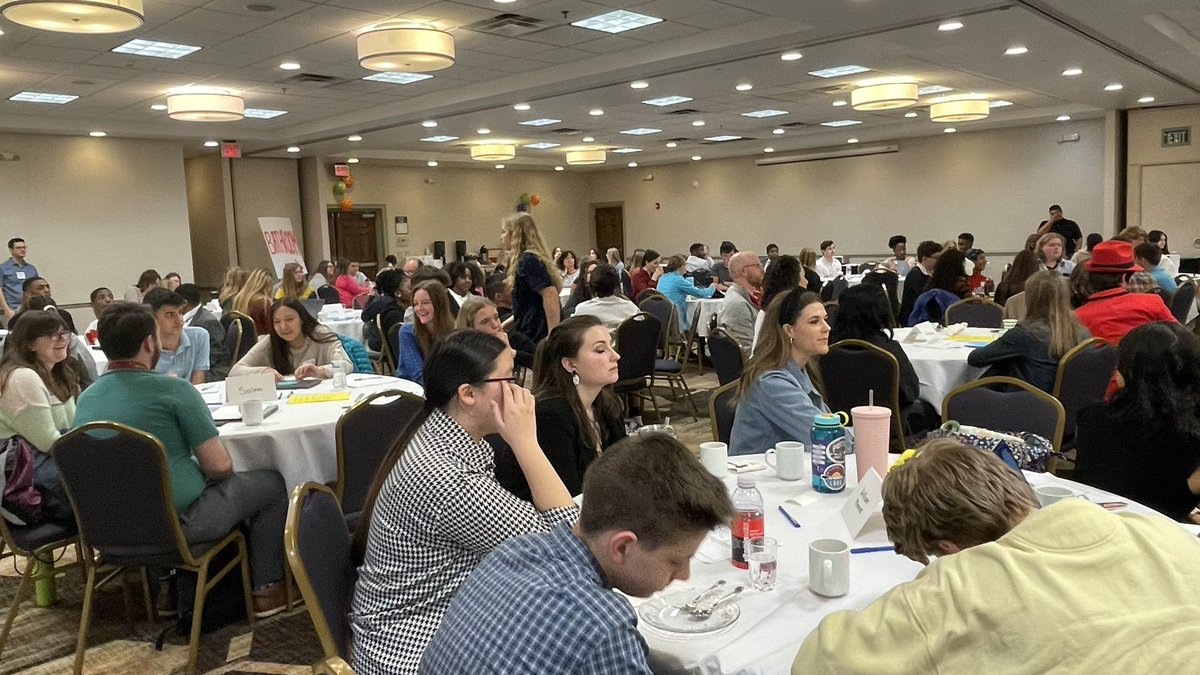 pammoran's tweet photo. The teens are in the house today for the @scl_va student leadership design institute - “think globally, act locally” to make a difference in school, community, the world #SLDTI #vaSCL https://t.co/MZdhsO5AT6