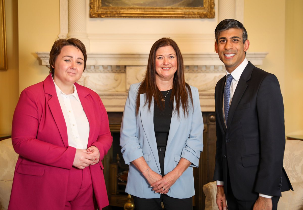 great_did's tweet photo. Yesterday I was invited as communitychampion by our local MP Holly Mumby-Croft for #volunteering #campaigning and raising awareness for @braintumourrsch @10DowningStreet @RishiSunak to lose a loved one to this horrific disease is heartbreaking 💔 more has to be done https://t.co/D3oJdDctgJ