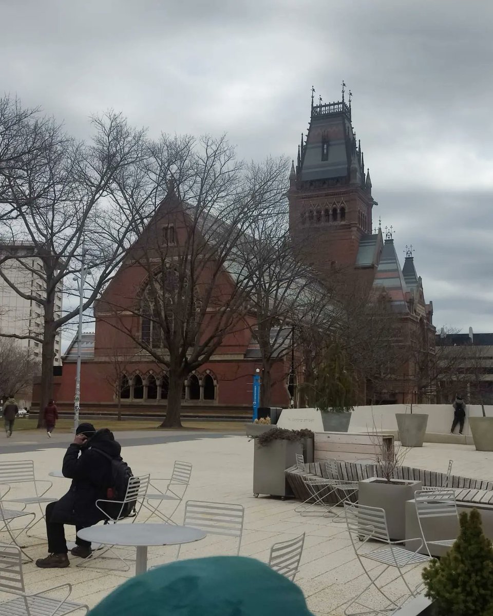vijayaa_shanker's tweet photo. Happy to visit Harvard 🙂🙏🏻

#harvard #harvarduniversity #boston #mit #stanford #rd #cambridge #h #yale #usa #university #massachusetts #college #mba #bostonuniversity #ivyleague #harvarddropout #education #rv #columbia #princeton #covid #harvardbusinessschool #harvardmedical https://t.co/85zMsARvNX