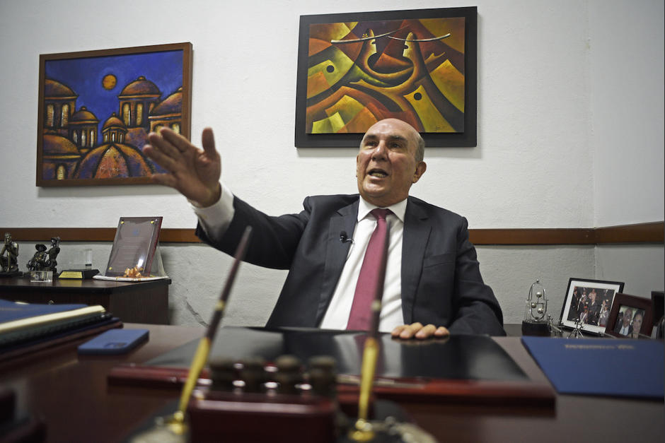👤ENTREVISTA ⎪Mario Tarcena: "Con plata baila el diputado, ya no hay debate, solo precio"

El controversial diputado asegura que algunos legisladores reciben un salario del Gobierno y que el Congreso está "repleto de narcotraficantes":

bit.ly/3z6VV3T