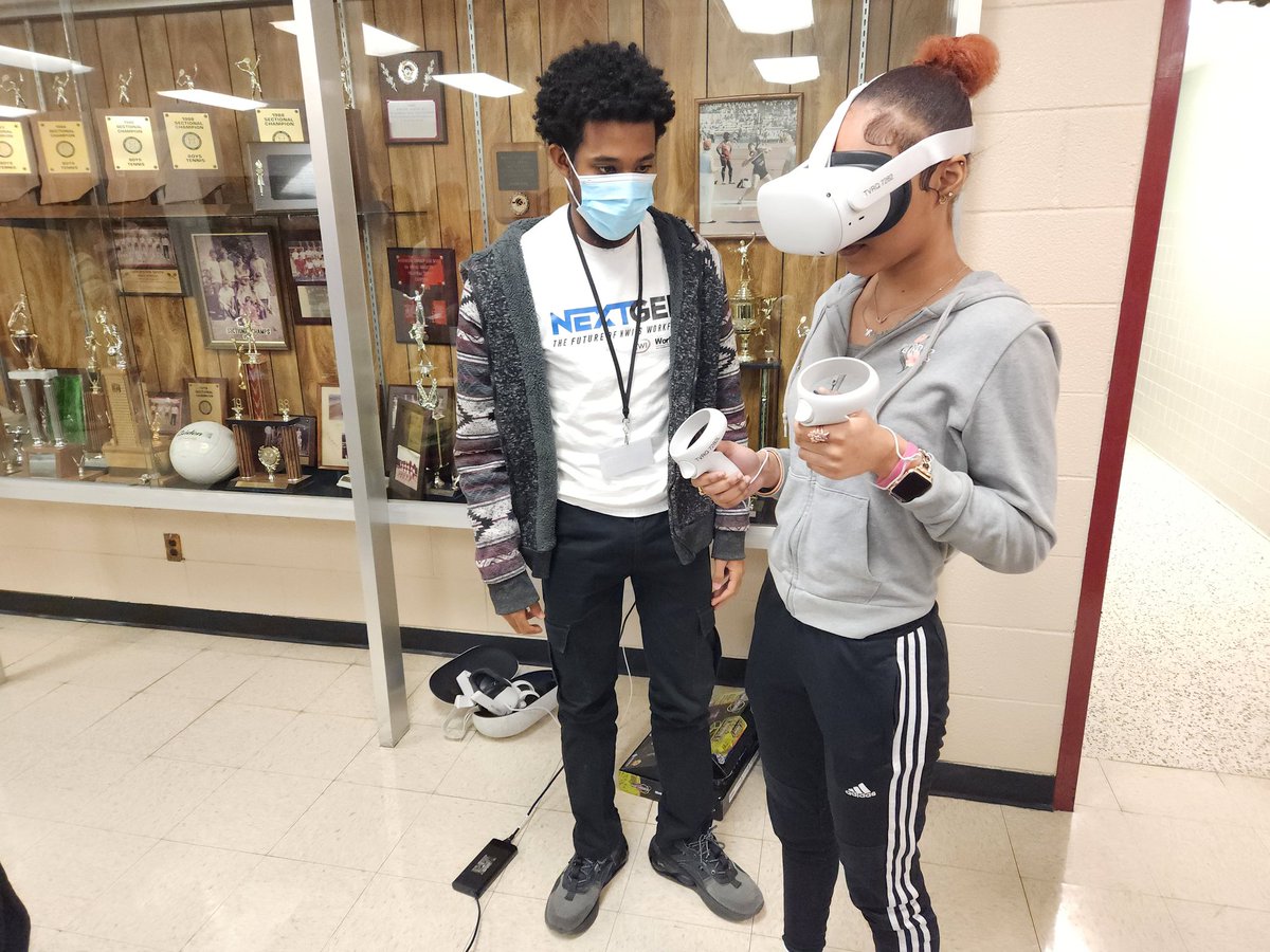 nextgennwi's tweet image. #NextGen was“Bridging The Gap” with Thomas A Edison Junior Senior High School last Tuesday! We had a great time showing the students our services and mission. As well as help them explore careers with our VR Headsets! 

#thomasedisonhighschool #Workone