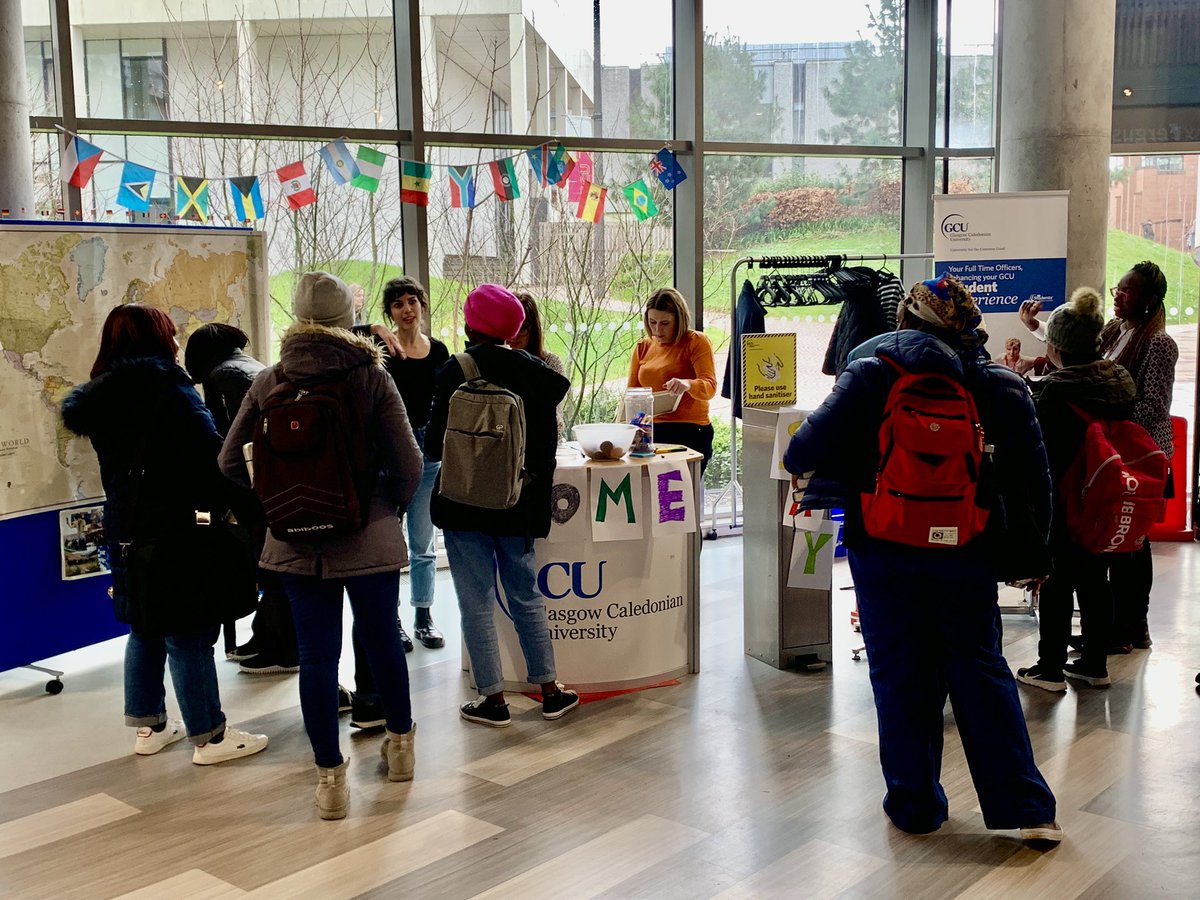 andypriestner's tweet photo. โCome say hi!โ A prototype at Glasgow Caledonian Uni @CaledonianNews intended to make students from other countries feel more welcome. Created in under 30 minutes! #userexperience #agile #uxlibs #uxdesign #protoyping https://t.co/6hDVnCjH0n