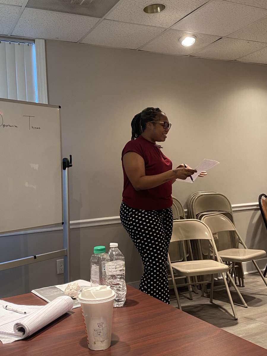 On March 15th, Signature Properties held a Leasing Training where we presented our SWOT Analysis, discussed best practices to overcome obstacles, and devised sales strategies to stand out above the rest.

#Training #Baltimore #WashingtonDC #MultifamilyHousing #SignatureProperties