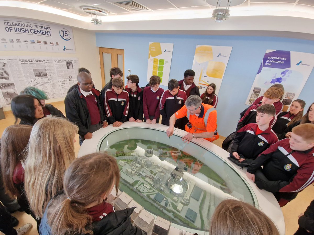 StOliversCC's tweet photo. Class 2 Mint recently visited Irish Cement as part of their Business In The Community project. Thank you @Irish_Cement for hosting our students. #community #buildinglinks #socc2023 @LouthMeathETB https://t.co/1Xxj01P8HU