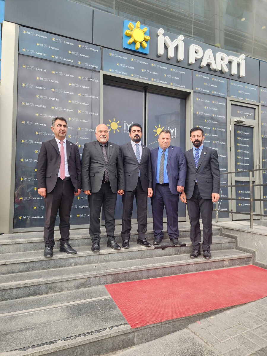 IyiBaskani's tweet photo. İYİ PARTİ ŞIRNAK 28. DÖNEM  MİLLETVEKİLİ ADAY ADAYI OLAN FİKRET BERK'İ TEBRİK EDİYOR VE HAYIRLI OLMASINI DİLİYORUM https://t.co/sTreIanlZJ