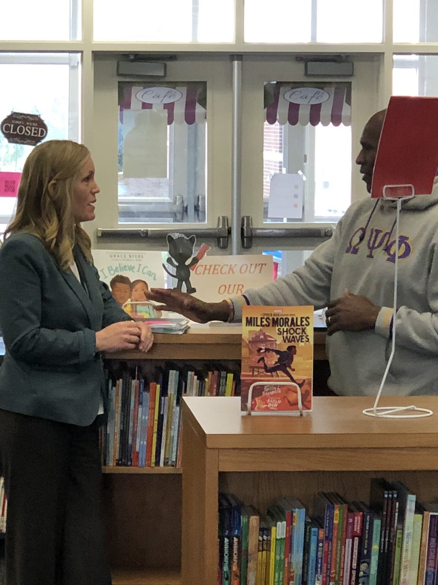 hcstitleidirect's tweet photo. Community, Cluster, Collaboration! @DHS_HCS @LearnInHenry @DES_HCS @RedOakElemen  @AntonioMattox2 https://t.co/NbUN4xmHn0