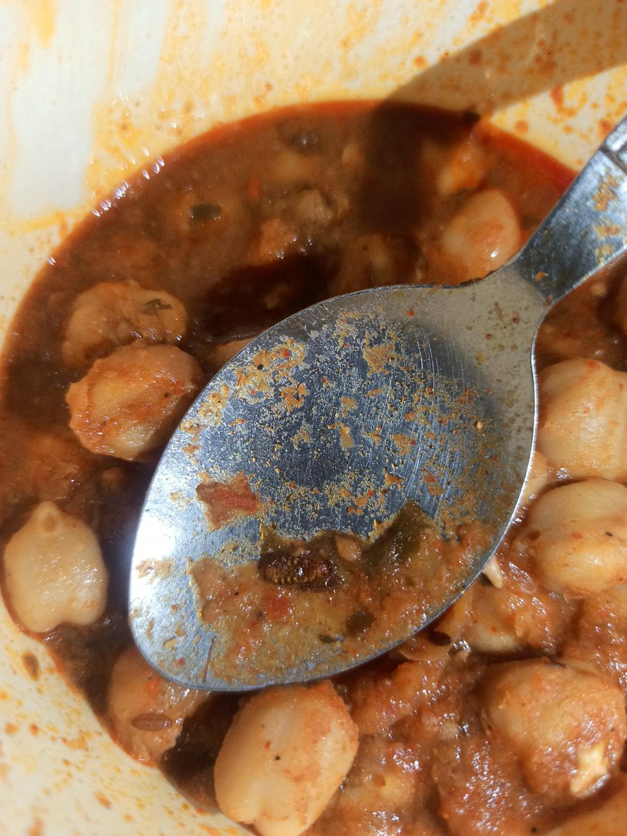 mdmujeebahmed's tweet photo. Received cockroach in my food Chole bature from @KarachiBakery secunderabad branch. Spoke with branch executive he returned back my order amount through UPI. No response from @Swiggy. Food safety measures must be followed @GHMCOnline @CommissionrGHMC @GadwalvijayaTRS https://t.co/cWDc5WSYpD