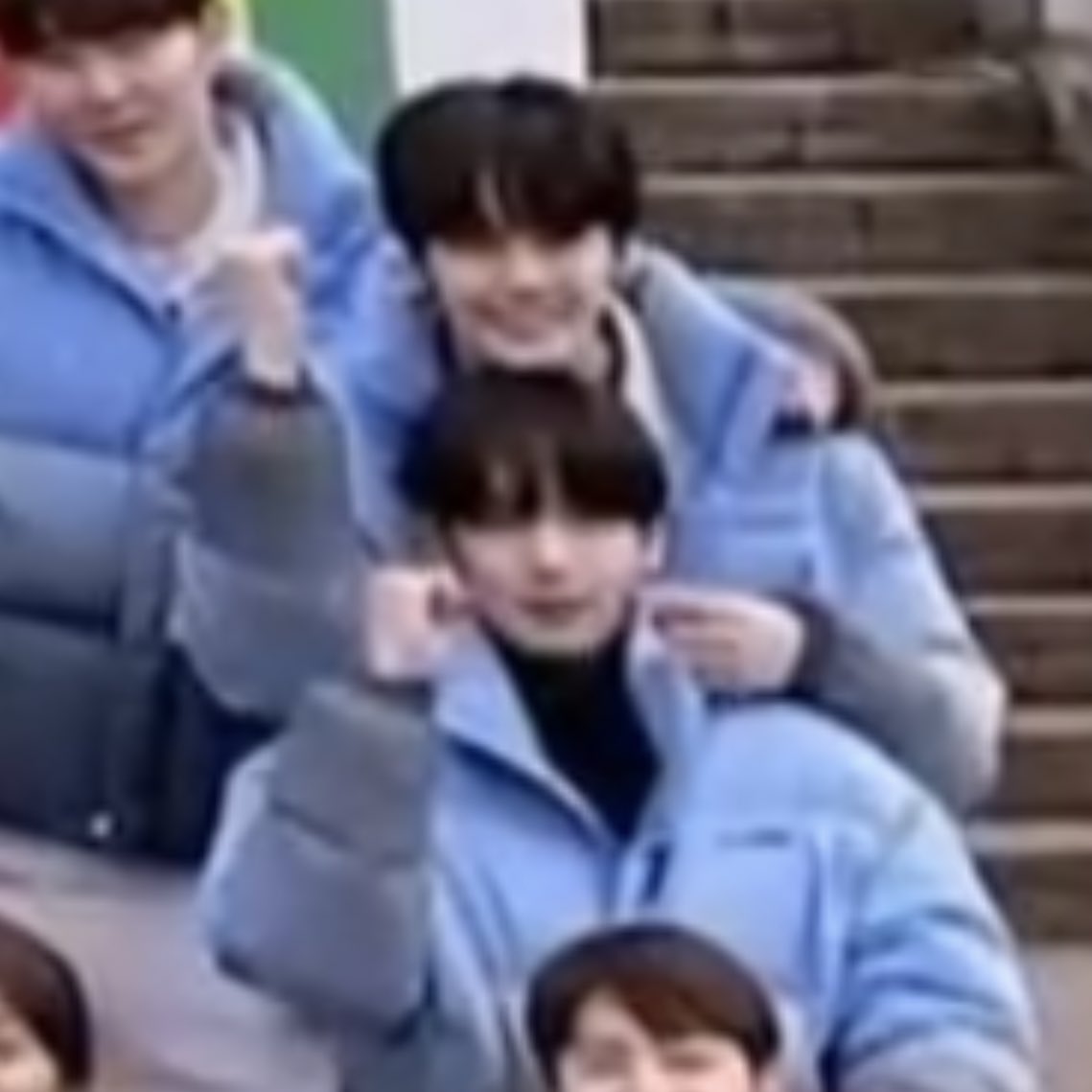 #귭청 연하볼콕