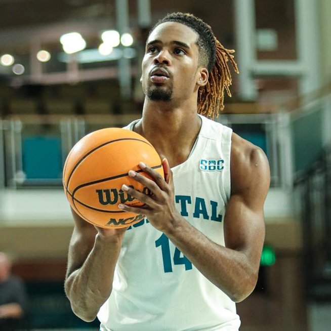 Josh Uduje, a 6'6 sophomore guard and the leading scorer at Coastal Carolina, is entering the transfer portal, he told ESPN. Uduje represented Great Britain  at the FIBA level. Dropped 33 points on South Alabama in January. Made 50 3s in 31 games.