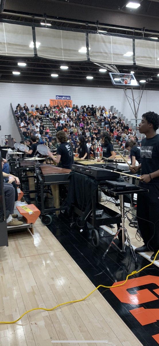 kriddleSHS's tweet photo. More sights from our Performing Arts pep rally.  Amazing stuff! https://t.co/n6nTIBKdvT