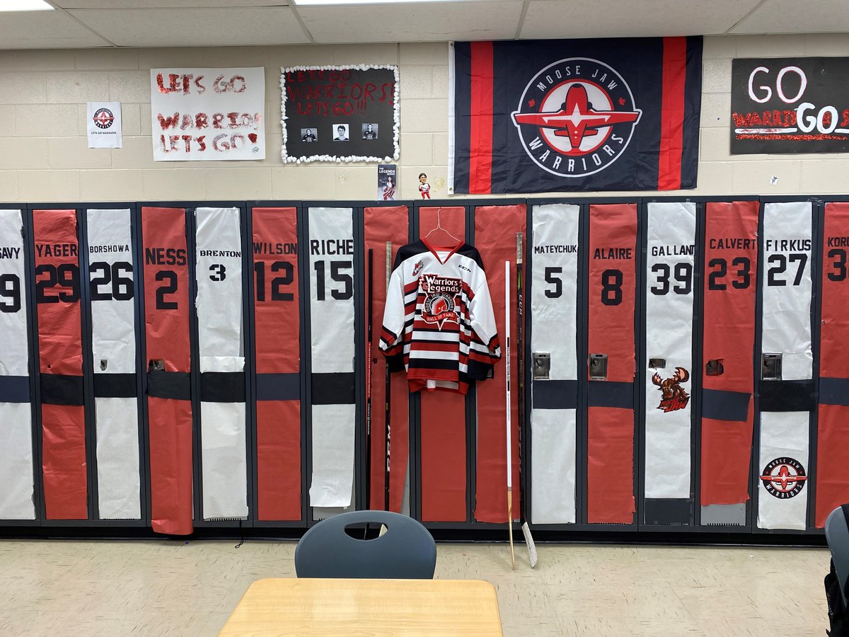 StMichaelMJ's tweet photo. What a fun day decorating and dressing up for for @MJWARRIORS Day. @HolyTrinitySD https://t.co/T46bbjQ7ZZ