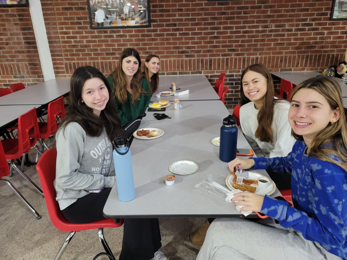 nhrhs1's tweet image. This morning, we held our Student Recognition Breakfast. Students received honors and awards from National Council of Teachers of English and the 2023 DECA Regional Conference. Congratulations to all! #NCTE #NHDECA #StudentAwards