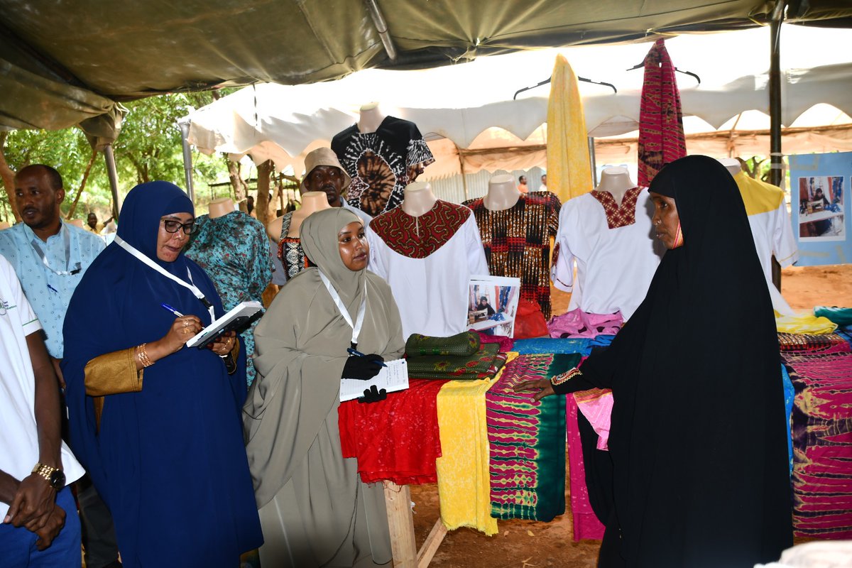 ABLI_Garissa's tweet photo. As the ABLI-G Project closes out, the different country directors for the three agencies visited different centres in Dadaab where the beneficiaries were showcasing skills they gained from training sessions. This includes TVET, Permagarden, and business mentorship. https://t.co/azuIassMrR
