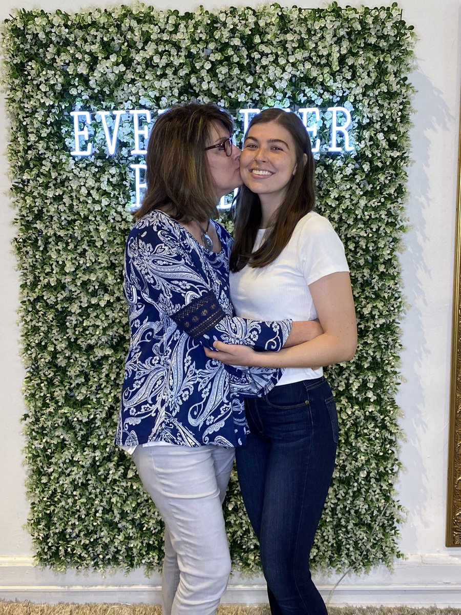 RhondaParris's tweet photo. I GET to be the momma of THIS beautiful lady. Happy Birthday, Alysse Parris. I adore you. We have hugged cheek to cheek in front of the mirror since you were born. Hugs until the end of days💙🎉🎁😎🍫 https://t.co/tEenssovaB