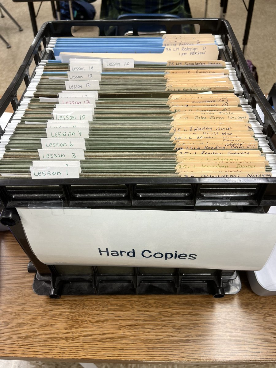 nkeigher's tweet photo. 7th grade scientist who has been behind pace most of this unit, but has made a big push to finish the unit on pace:
“It feels pretty good to be almost caught up!”
Yes!! 🤩 @modernclassproj #mcp #mcpchat https://t.co/kmJMExCcNg