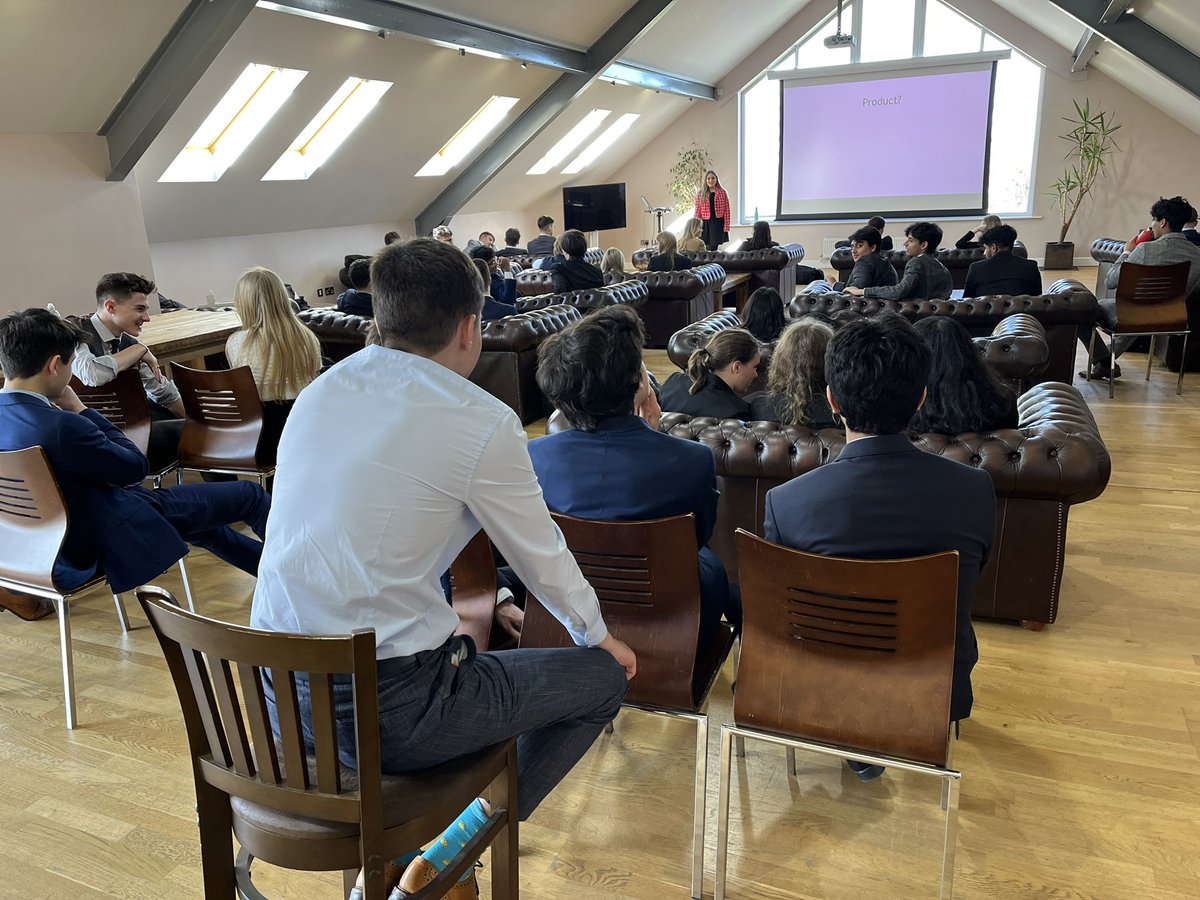 Many thanks to <a href="/PuraCosmetics/">Pura Cosmetics</a> <a href="/PuraCosRose/">Rose Dyson</a> for her inspiring talk to Upper Sixth this afternoon regarding starting your own business and entrepreneurship #doncasterisgreat