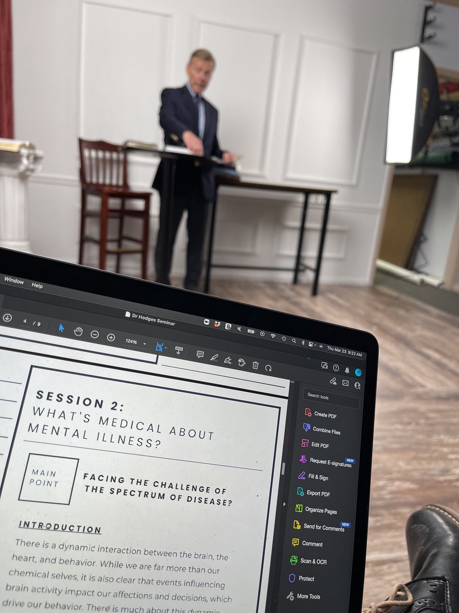 biblical_cc's tweet photo. Dr. Charles Hodges teaching our staff on medicine and biblical counseling, helping us to think discerningly about the interplay of body and spirit. Grateful for medical physicians in the biblical counseling movement that help us think more holistically about the struggles of life https://t.co/JJNuokgl1K