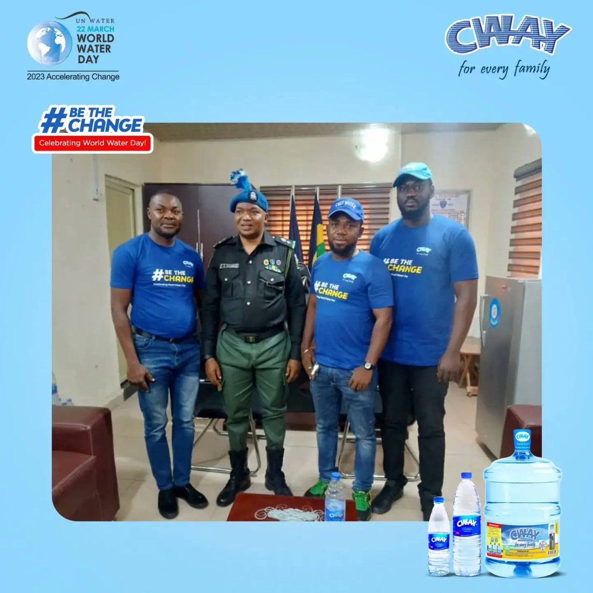 cwayrefillwater's tweet photo. To mark World Water Day, we provided essential workers in Lagos with refreshing CWAY on-the-go Table Water! 👷‍♀️��‍🏫💙 #WorldWaterDay #CWAYTableWater #Lagos #EssentialWorkers https://t.co/SDvlZj5wy7