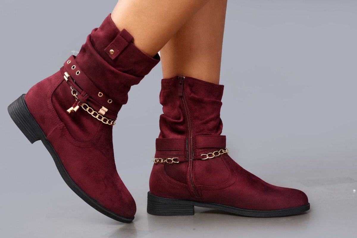 Fishwear2020's tweet photo. 💖item Restocked fully
💖size- 37-42
💖price -ksh.2800
💖free delivery within Nairobi CBD &amp; at an extra affordable cost across the country and World
💖0790554246 inbox for more info
💖Till no.5673003
#KamleshPattni #GlazersFullSaleNOW #Japap #costatitch #MillieOdhiambo #mbalula https://t.co/mDyrDU40L3