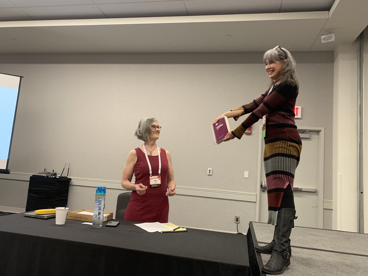 ShayTorie's tweet image. Too thrilled to be w/my #edibuddies @ACESEditors #ACESEvolve &amp;amp; attending @APStylebook presentation w/@PaulaFroke &amp;amp; Colleen Newvine. @AP