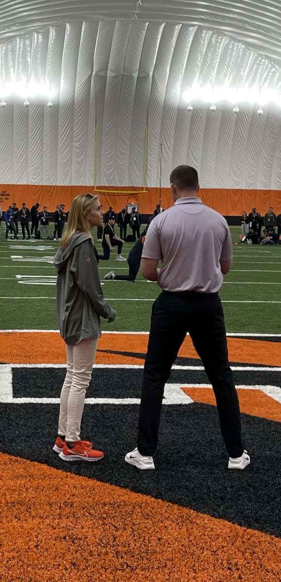 Bengalsmanic's tweet photo. These two 🤩🥰 

Ms. Katie Blackburn and Coach Zac Taylor 🧡

📸: @Ben_Baby 

#WHODEY #RuleTheJungle https://t.co/ZzgSuS6xU4