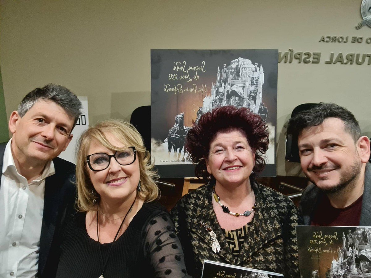 Acompañamos a nuestra buena amiga <a href="/mjosefotos/">Maria Jose Fotografo</a> en la presentación de la revista de Semana Santa de #Lorca 2023. Gran trabajo!!! #sslc23 #somosLorca