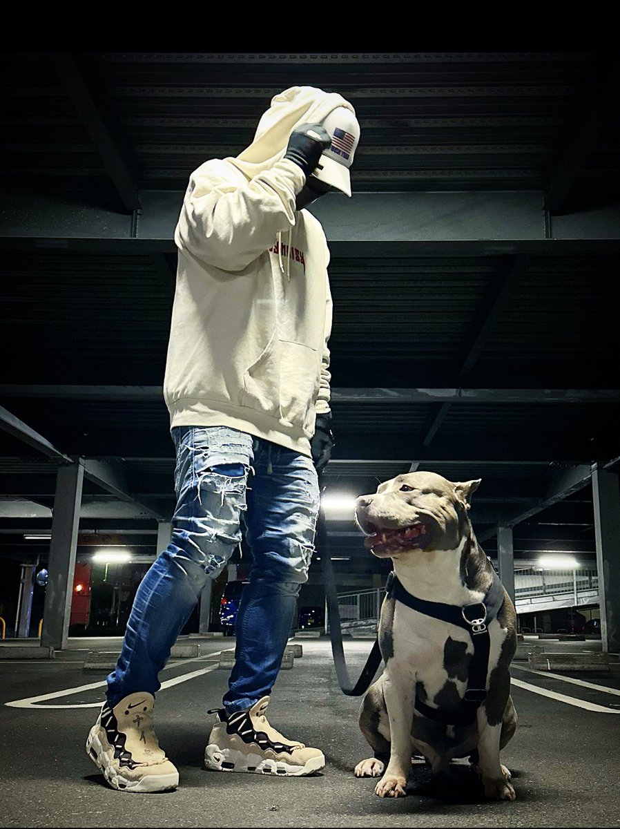 makio88's tweet photo. 👟 NIKE AIR MORE MONEY "JP YEN"

最近履いてる人見ないけどたまに履くよおれ🤖 https://t.co/dNSdkWo6EB
