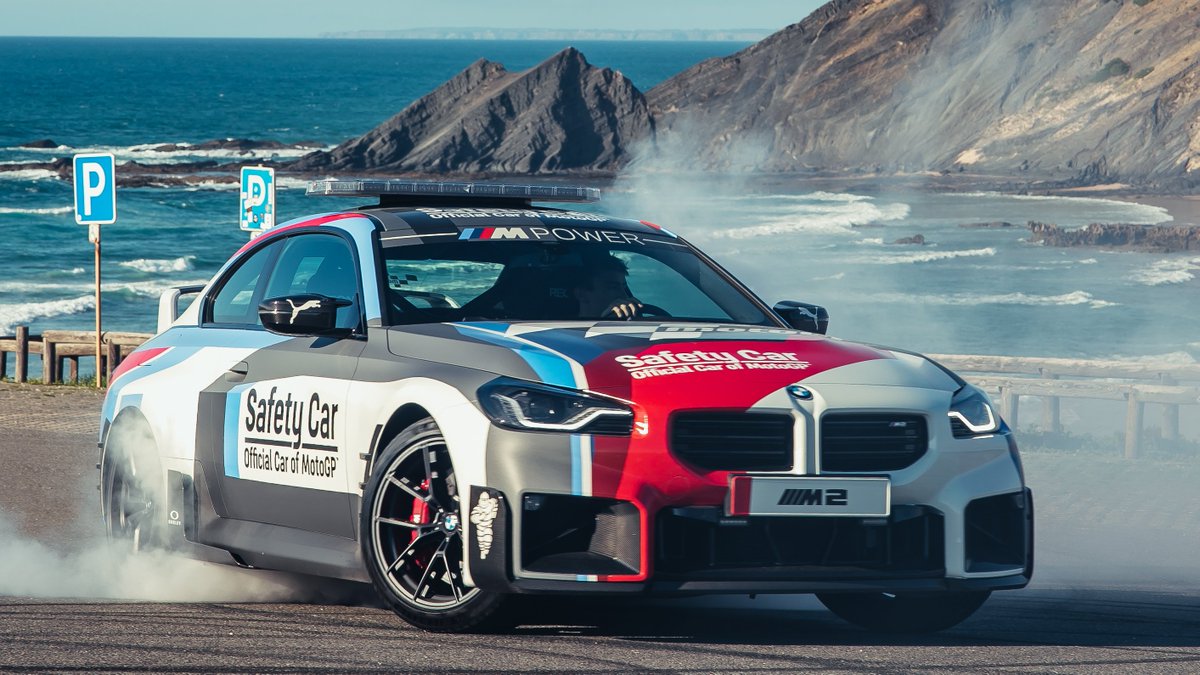 BMWMotorsport's tweet image. When things get dicey on the track, it pulls ahead: leading the pack in the 2023 season, the BMW M2 @MotoGP™ Safety Car. 

In 2023, #BMWM enters its 25th season as Official Car of MotoGP™. Powerful and safe: isn&apos;t this beast a worthy representative for an anniversary? #THEM2