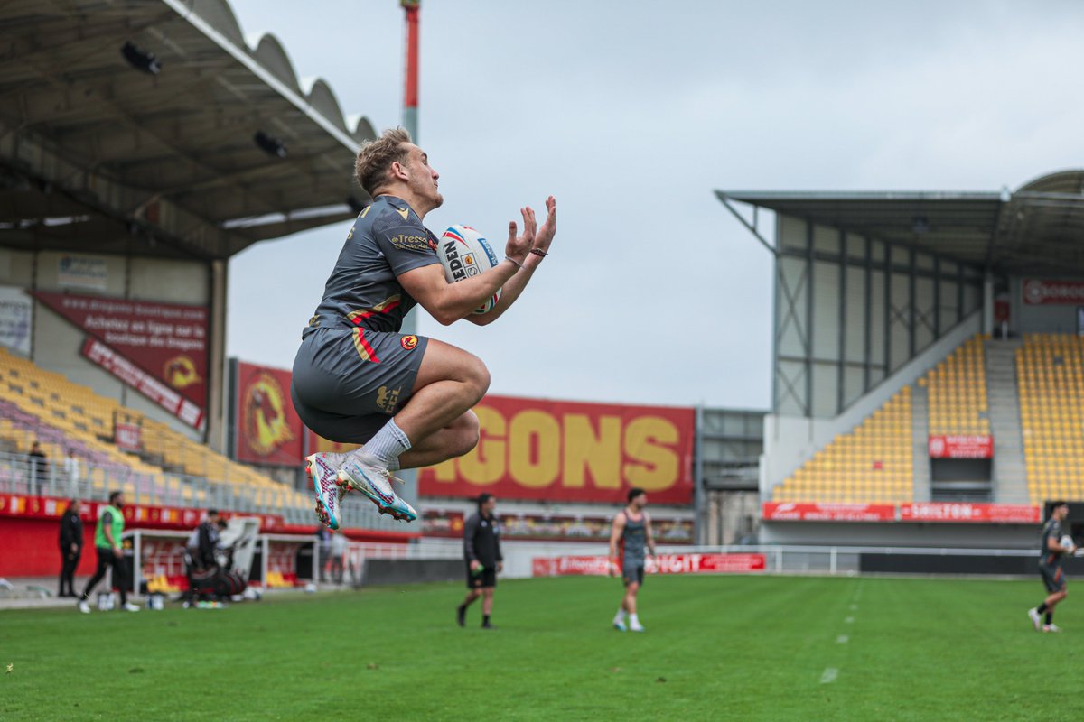 DragonsOfficiel's tweet photo. 𝐹𝑙𝑦𝑖𝑛𝑔 ☄ https://t.co/UYbUY7yp2E