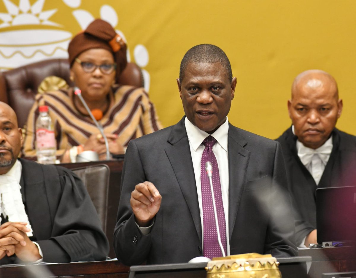 PMashatile's tweet photo. #MashatileQandA | At the #LocalGovernmentSummit that was held last year, it was resolved that the proposals made by the Institution of Traditional Leadership in the form of the #InvestRural Master Plan, should inform #socioeconomicdevelopment plans at local level. https://t.co/bt12ROYW9g