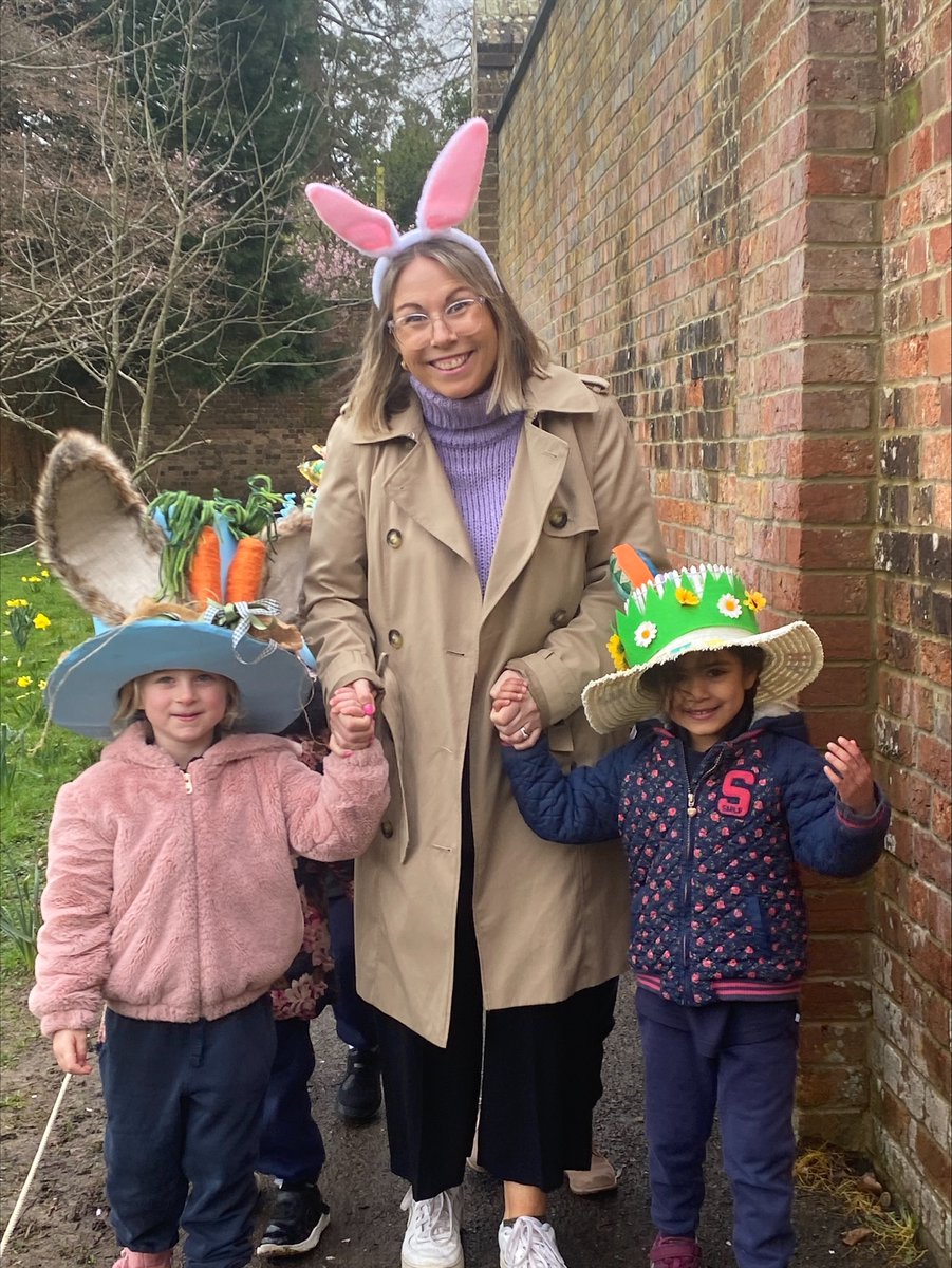 HandcrossPark's tweet photo. Today at School...There was much Egg-citement in our Pre-Prep, with an Easter Bonnet Parade and Easter Egg Hunt!!
Some-bunny even popped in for a visit ๐ฐ
#TalesofHXP #HXPSecretGarden #HXPHappiness #HXPNursery #HXPReception #HXPYear1 #HXPYear2 https://t.co/MdqpShz14O