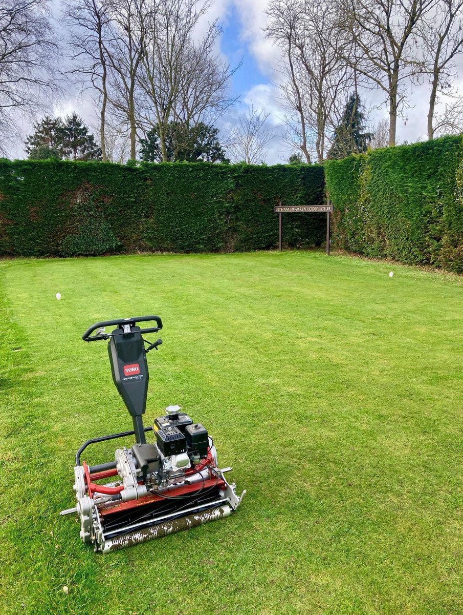 Preparations are underway for the Club Captain’s Drive in on Sunday, with the 
1st tee getting a fresh cut with our new Tee Mower, which will improve the cut on the tees in the coming weeks ahead.