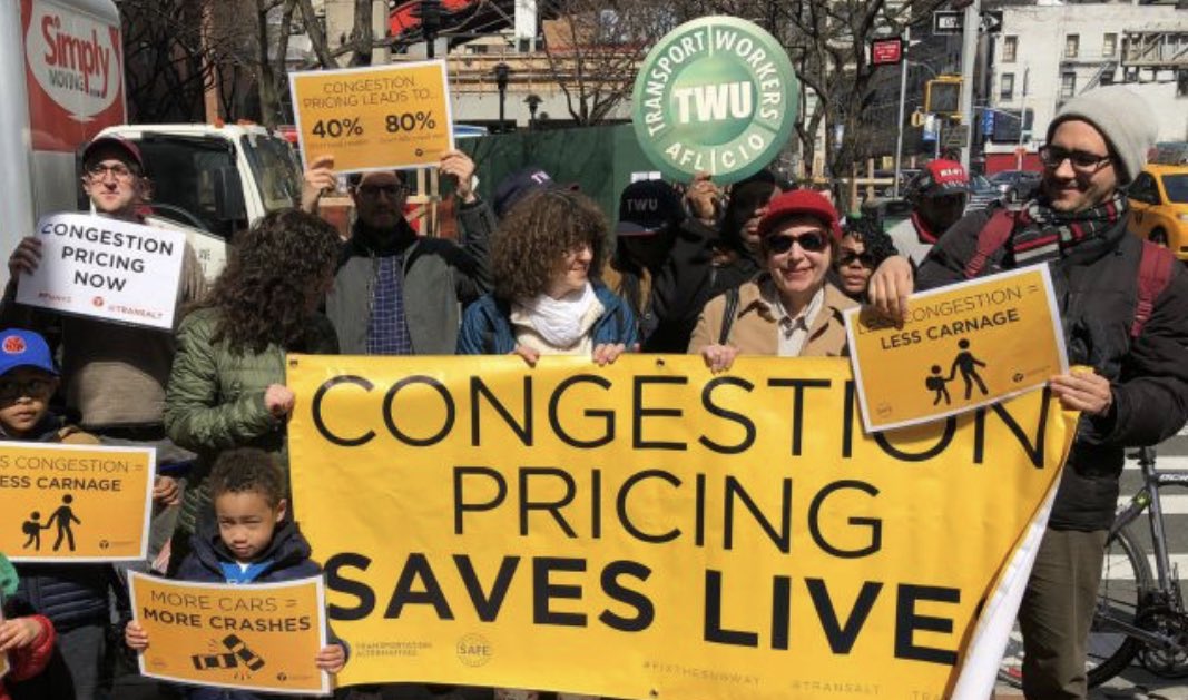 saferstreetsny's tweet photo. Guess who will be unfazed if congestion pricing is passed? The wealthy elite and bike bro buddies. The elderly, disabled or those not rich enough to pay the toll be damned! Instead of coming up with a solution for NYC residents these pols want then obliterated! #RadicalElite https://t.co/faWLnqx2az