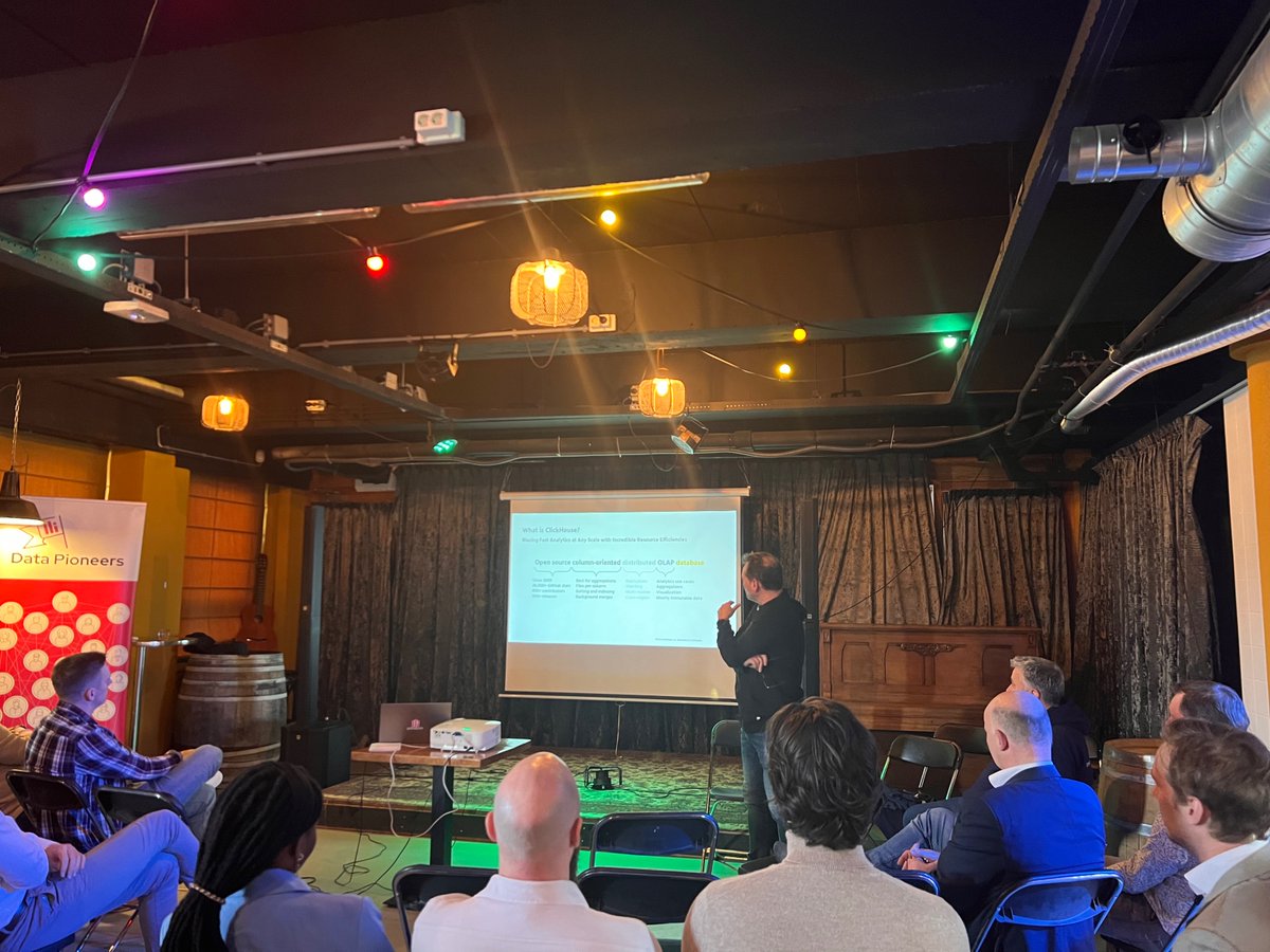 panintelligence's tweet photo. Over to @Clickhouse for the Data Pioneers user group! The fastest growing data project on @github, a super fast open-source database.

#DataPioneers #EmbeddedData #DataAnalytics https://t.co/2EleODlB4a
