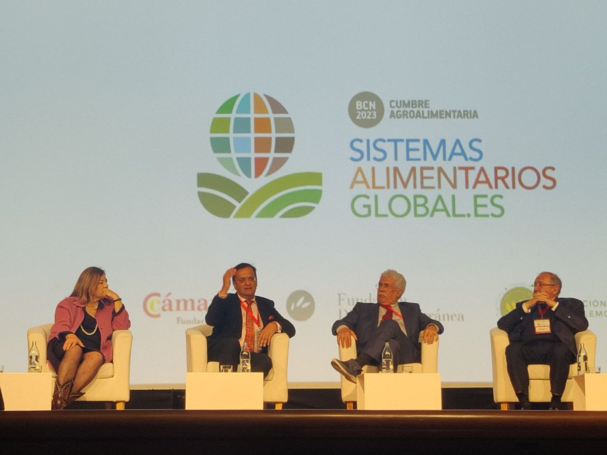 Amb <a href="/DineshKPatnaik/">Dinesh K. Patnaik</a> participó en debate sobre ‘Geopolítica y los sistemas alimentarios globales’ en la <a href="/CumbreSag/">Cumbre Sistemas Alimentarios Global.Es</a>. Habló sobre el papel de 🇮🇳 en el sistema alimentario mundial y la necesidad de normas mundiales no discriminatorias para garantizar la seguridad alimentaria