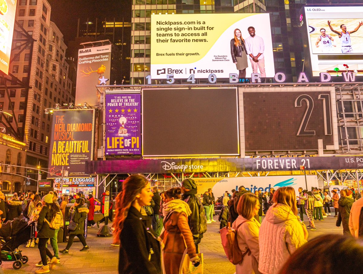 Twitter
In partnership with Brex, Nicklpass is in Times Square lighting up the heart of New York City! Try us now: bit.ly/40s8Rx7 (bit.ly/40s8Rx7)

#growwithbrex #startupcommunity #startupfound
ers #timessqaure #growth