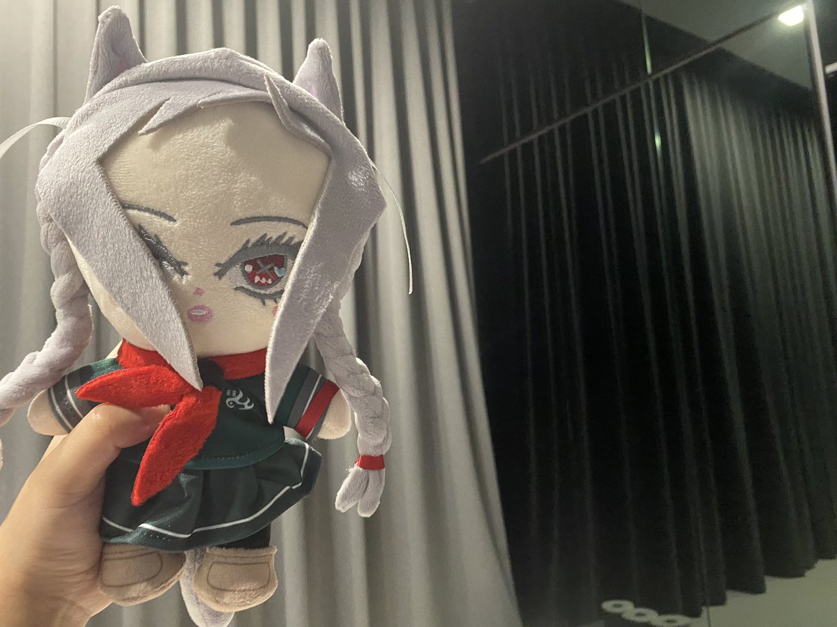 danganplush's tweet photo. WELCOME PEKO!!! she joined the family the other day and I took her on a trip! I removed her glasses and sword for extra cuddliness 
My brand-new 8 inch Maki is here as well! They are such sweet, beautiful angels!
#Danganronpa #PekoPekoyama #MakiHarukawa #DanganplushAdventures https://t.co/n72t7OrFSL