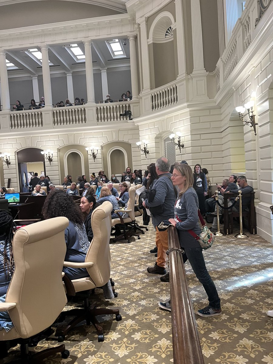 gpb227's tweet photo. Martha’s Vineyard has arrived at the Statehouse. We need affordable and workforce housing yesterday. We’re hoping this tremendous showing will make a difference. #marthagoestoBeaconHill @CCMVHB @mvhospital2020 @JulianCyr @RepDylan @maura_healey https://t.co/sZngHM4BKO