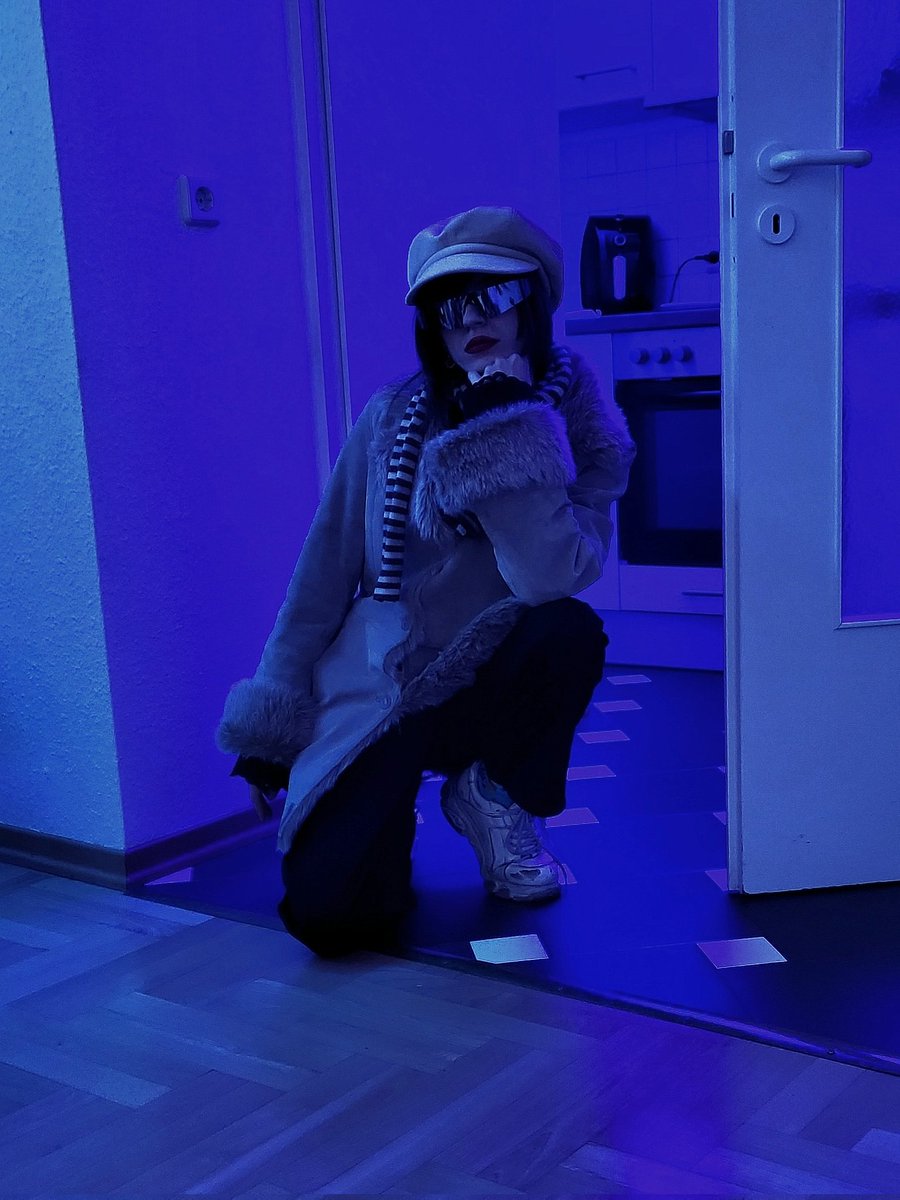 spinnerlin420's tweet photo. Schnelle Brille, schrill wie ne Grille 🦗 https://t.co/38kmhNFyhu