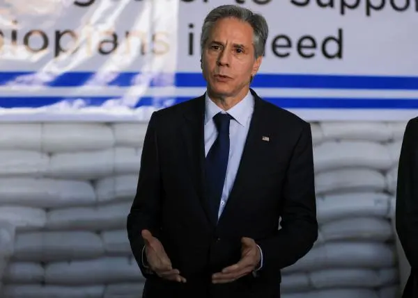 hrw's tweet image. The US is drawing welcome attention to the atrocities in Ethiopia’s #Tigray conflict.

Now, the UN needs to help work toward justice by ensuring investigations continue. 

@aliceautin explains in today's Daily Brief: trib.al/kozcH3i