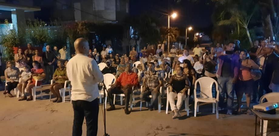 GHNordelo5's tweet photo. La General Delsa Esther 'Teté' Puebla, candidata a diputada por San Miguel del Padrón, nos acompañó en audiencia cederista en ese municipio. #Cuba #YoVotoXTodos #CDRCuba https://t.co/FW4X9cKt0R