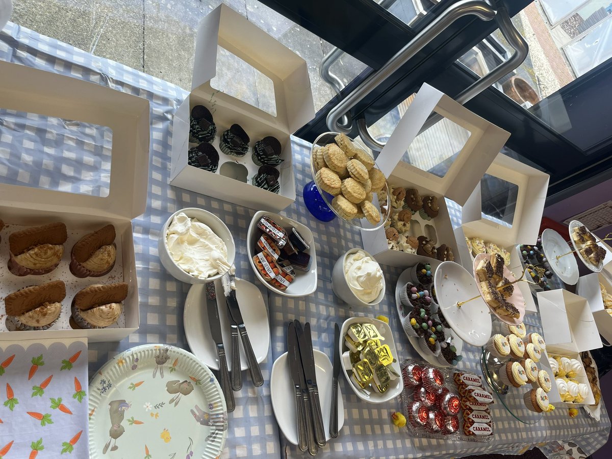 MrsMcPakeHomeEc's tweet photo. Great to be part of this today, and thank you to the Portland pupils who worked so hard with me getting the crispy cakes and scones made on time.  #hereweaspire https://t.co/DQbzGY5ZT6